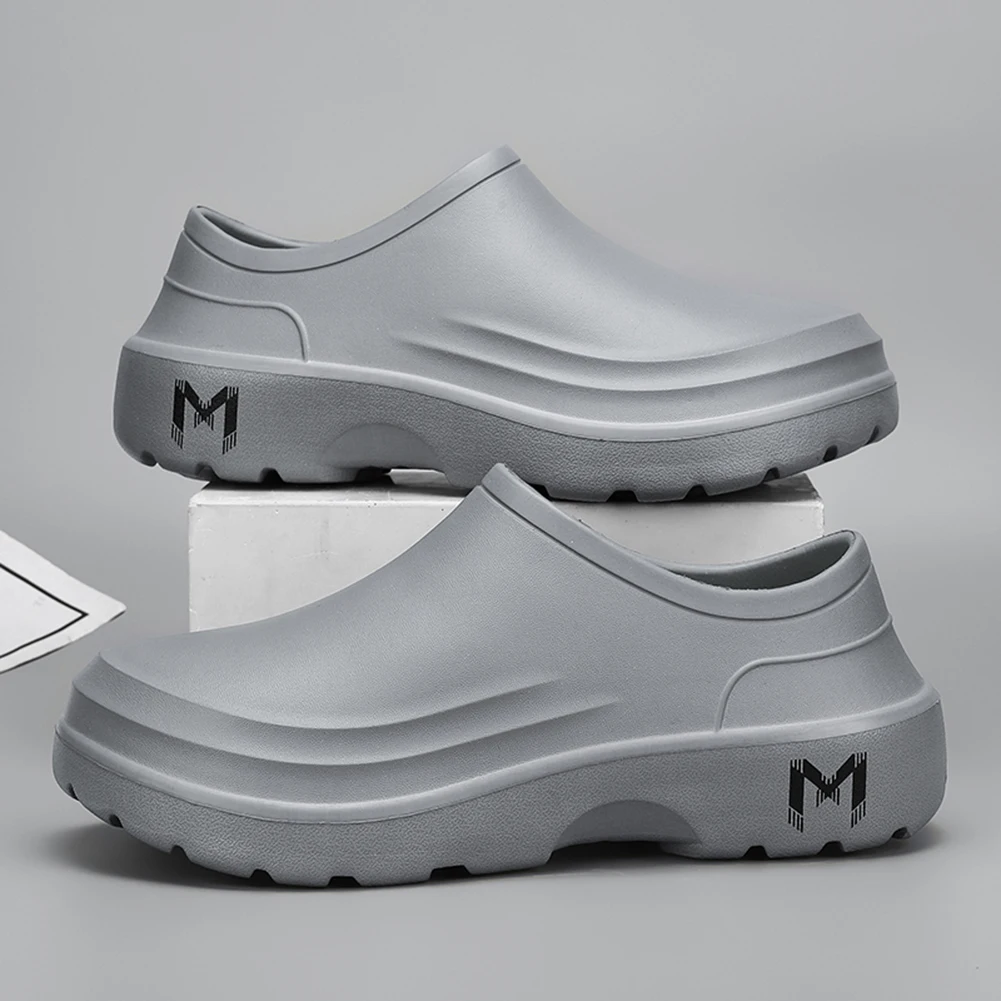 

Men EVA Chef Shoes Outdoor Safety Shoes Oil-proof Comfortable Walking Shoes Non Slip Garden Shoes for Hotel Restaurant