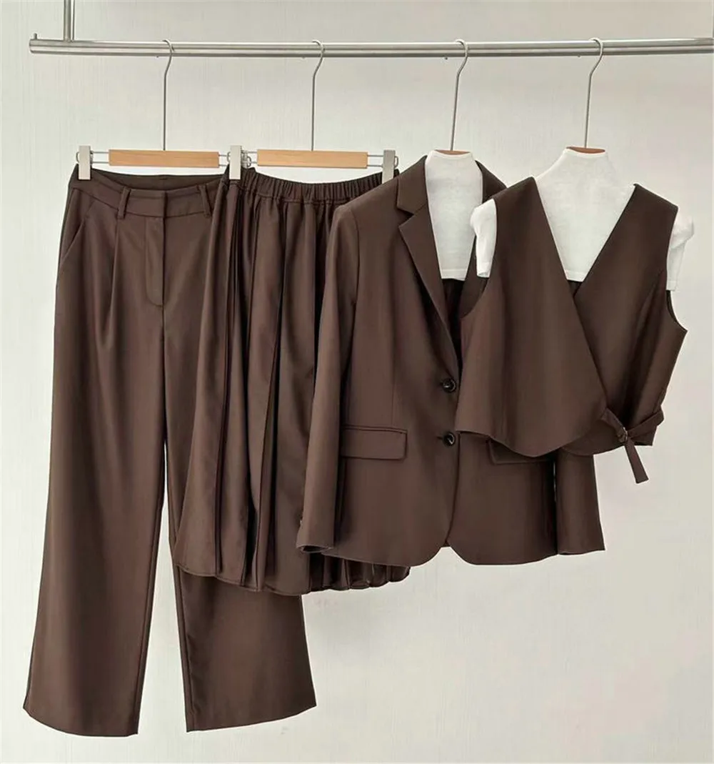 

25 Autumn/Winter New Women's Wool Knitted Versatile Beaded Chain Suit+Vest+Skirt+Trousers Four Piece Set