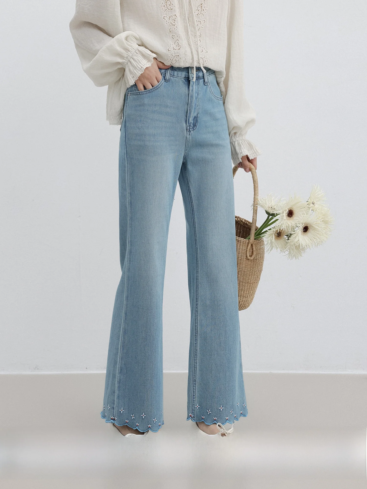 

Light Blue Embroidered Flared Jeans Women's High Waist Cotton Stretch Zipper Closure Straight Leg Jeans Spring New Style