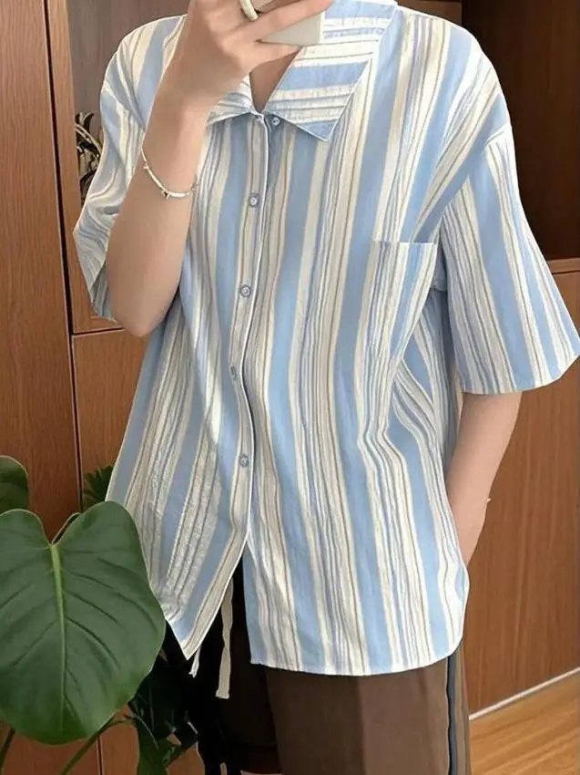 

Summer 2026 Loose Fit Korean Style Women's Striped Shirt Short Sleeve Versatile Casual Outerwear Collar Thin Material
