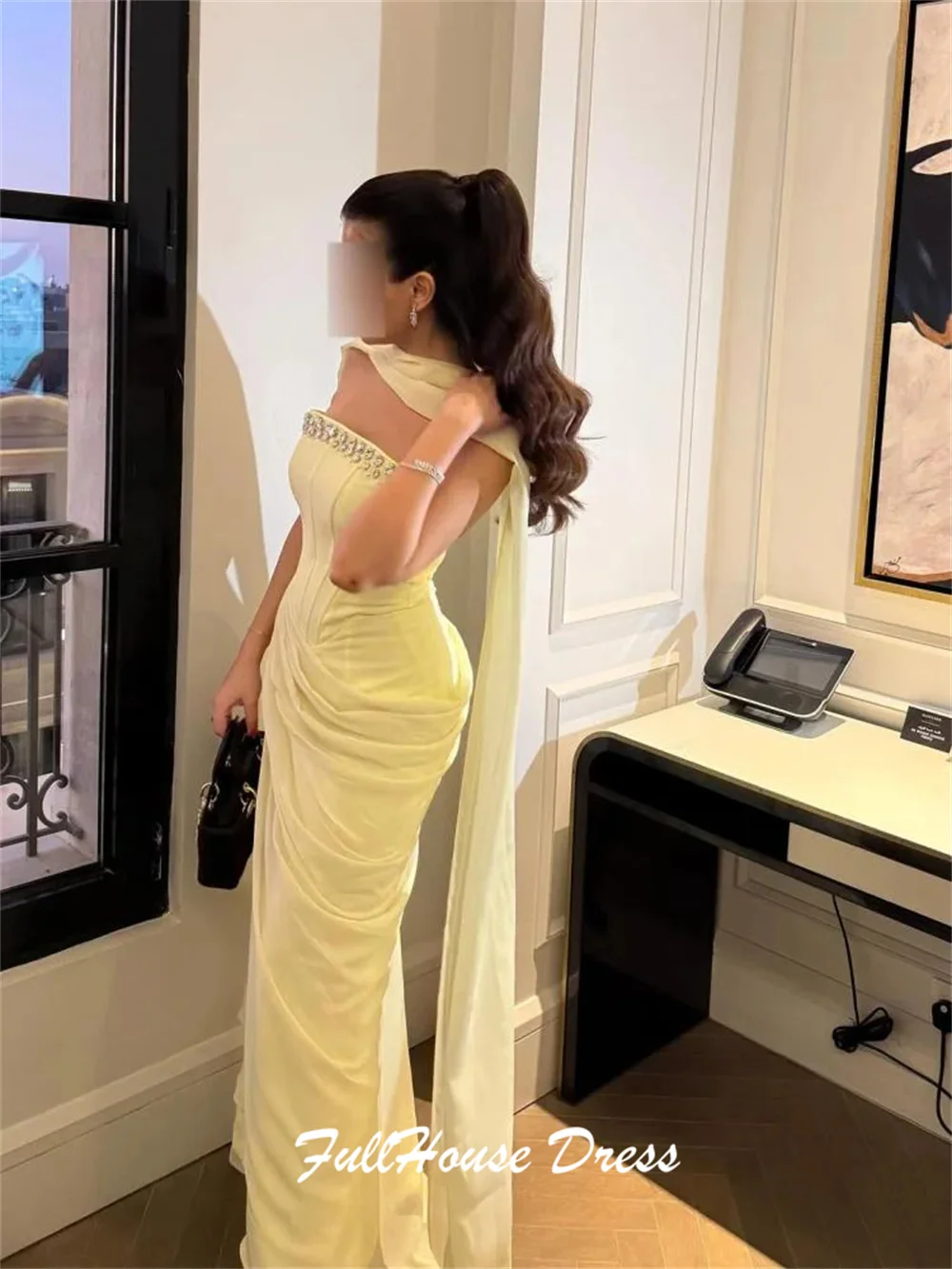 تخصيص متواضع قارب طوق الشيفون مطوي مساء اللباس مثير غمد طويل عارية الذراعين حزب ثوب لامعة مطرز كريستال