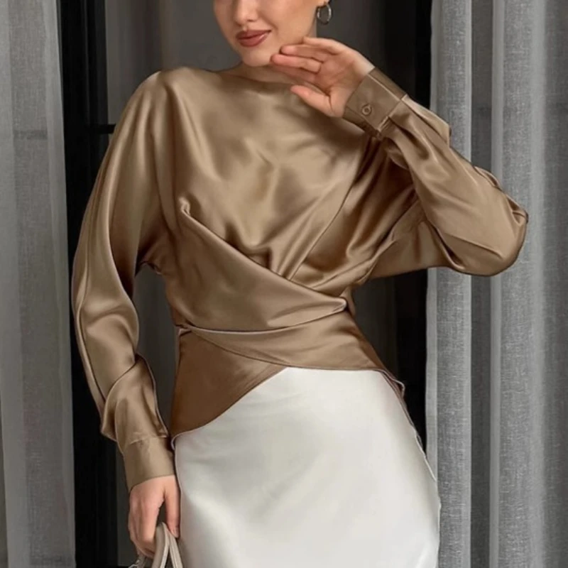 

French style design satin round neck top for women in autumn 2025 New with a simple base and pullover shirt for women's clothing