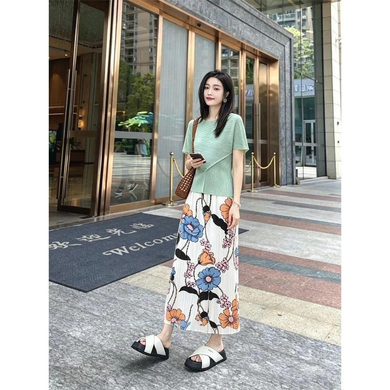 Miyake Pleated 2026 New Top and Printed Skirt Two-Piece Set Casual Women's Summer Age-Reducing Fashionable Stylish Outfit Pleat