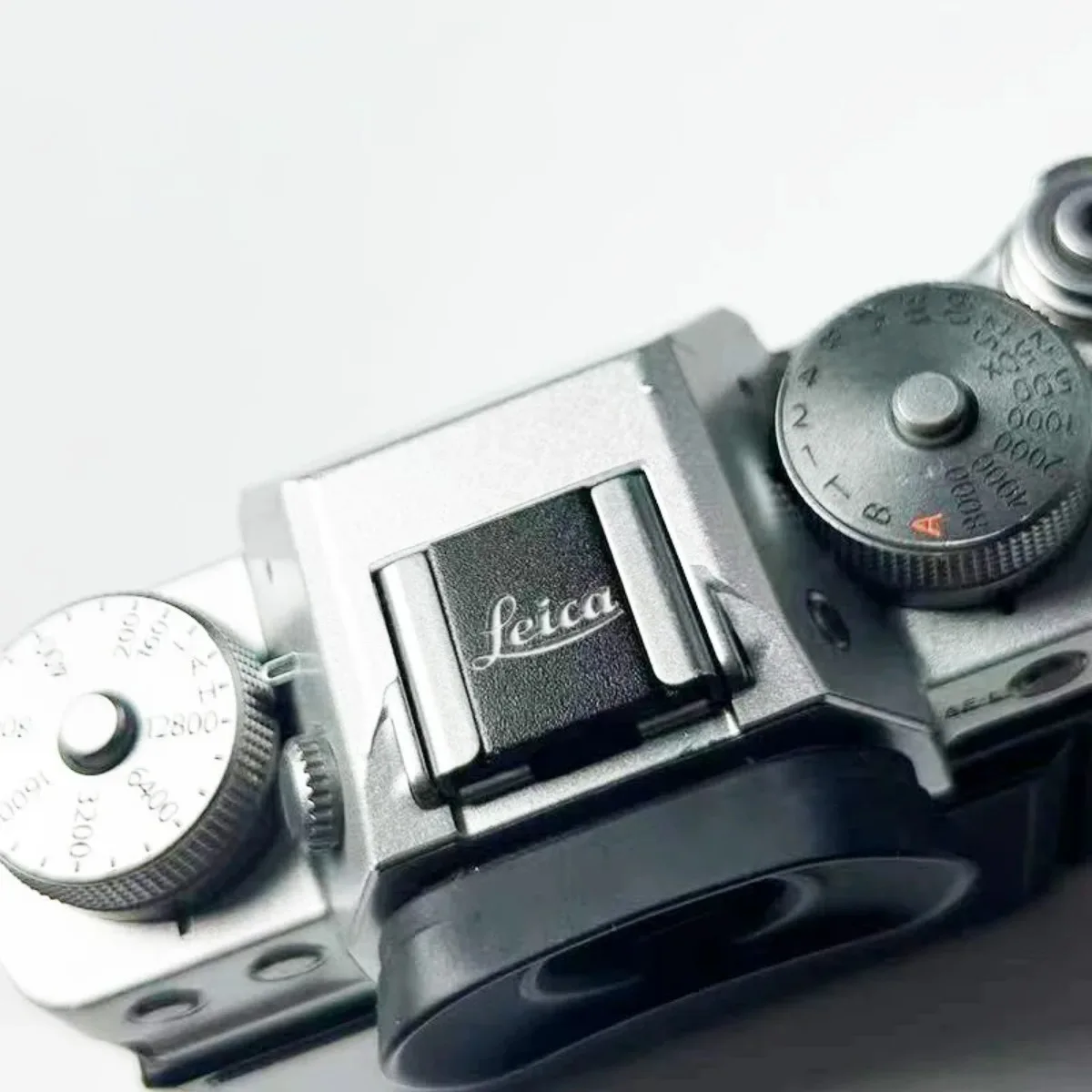 Universal Camera Hot Cold Shoe Cover Protect Cap Metal Brass for Leica Q3 Q2 Q M11 M10R M9 M8 M6 M240 MP 카메라 레인커버
