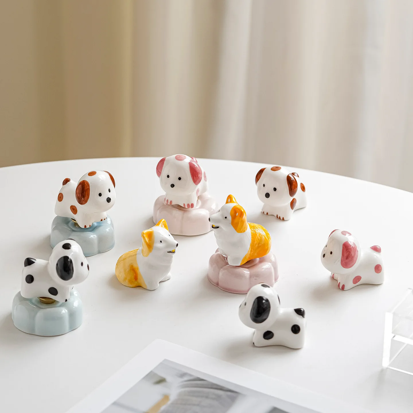 Cute Cartoon Corgi Ceramic Tea Pet Desktop Ornament Creative Puppy Figurine Stress Relief Decor For Tea Table Home Decoration