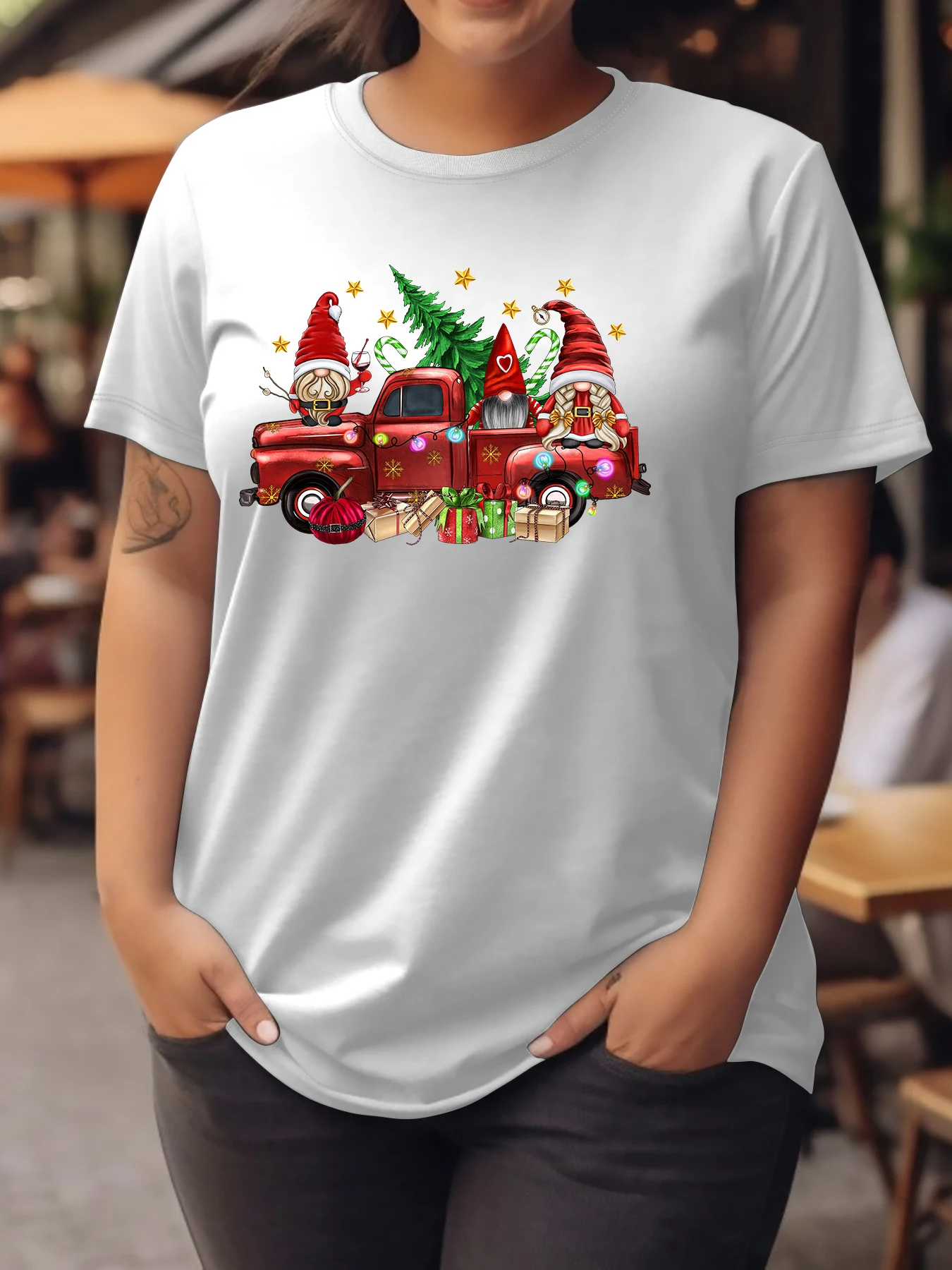 Plus size women\'s short sleeve T-shirt Cartoon stars Christmas car pattern, round neck, casual fashion, L to 5XL sizes