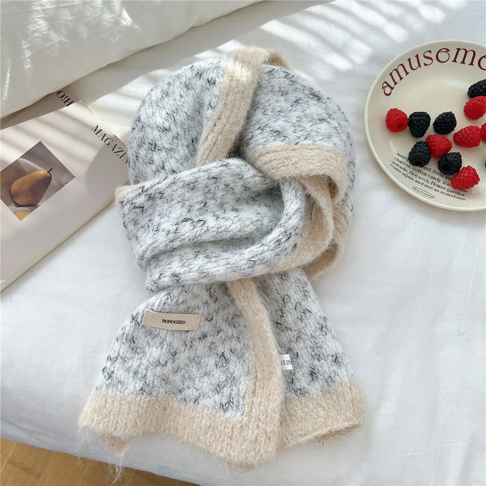 Korean atmosphere plush color block scarf women's winter 2024 new warm neck knitted wool bib couple