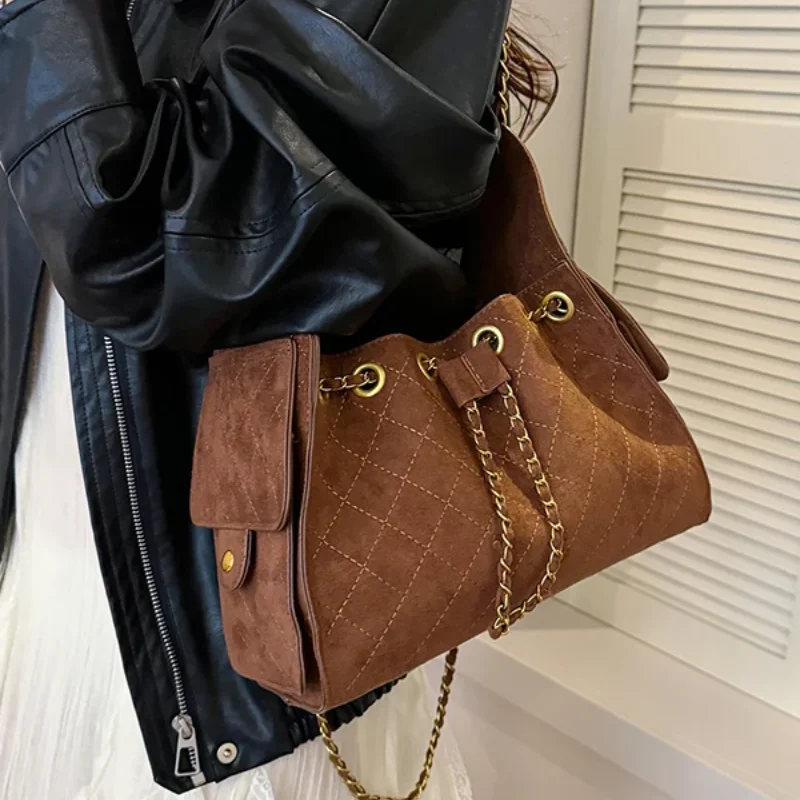 Luxury Diamond Quilted Suede Shoulder Bag for Women with Drawstring Closure Versatile Medium Commuter Handbag