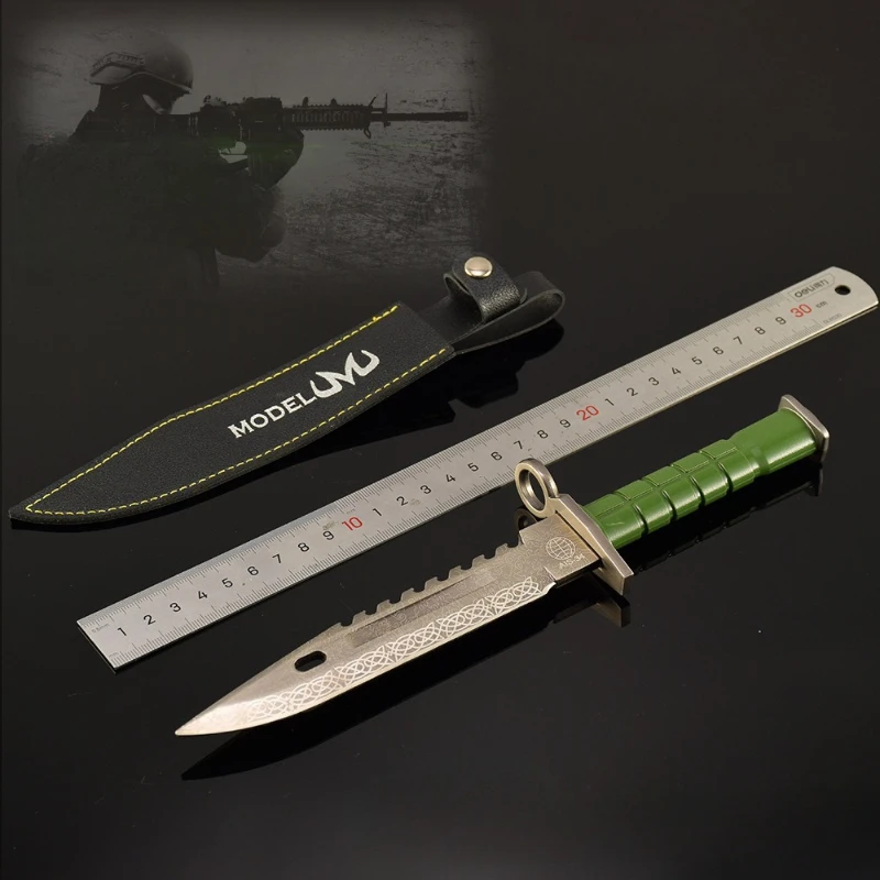 26cm/10.24in GO Game Peripheral Weapon Model M9 Legend Metal Crafts Toy Sword Leather Cover Version Weapon Ornaments Collections