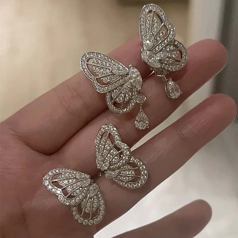 Pendientes de mariposa exquisitos de plata de ley S925 de lujo con joyería exagerada de diamantes de alto carbono