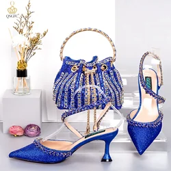 QSGFC-Simples Exquisite Azul Royal Saltos altos, Metálico Broca Cadeia Decoração, Saco De Balde, Moda Banquete Sapatos e Saco