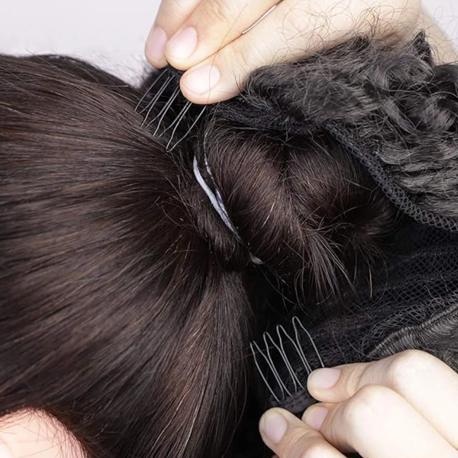 Estensioni della coda di cavallo Capelli umani Estensioni della coda di cavallo ricci afro crespi Clip di capelli Remy con coulisse da 12-24 pollici in coda di cavallo riccia afro