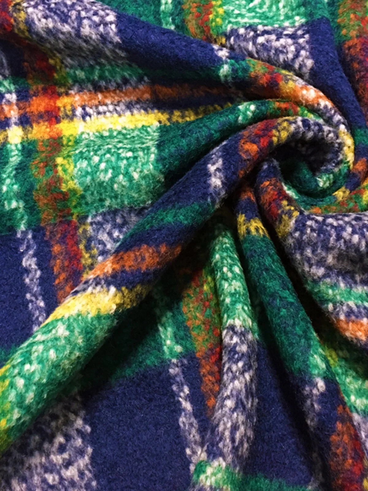 

Albaca Plaid Camere Fabric Autumn Winter Coat Skirt Clothing DIY Handmade Geometric Pattern Italian Origin