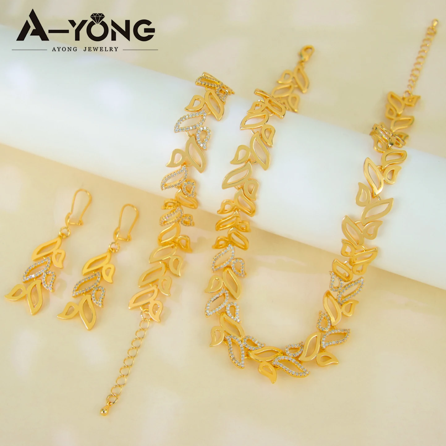 Arabische Mode Quasten-Hohl-Schmuck 21k Vergoldete Dubai Braut-Hochzeits-Halskette Armband Ohrringe Habesha Gold-Schmuck – Detail 4