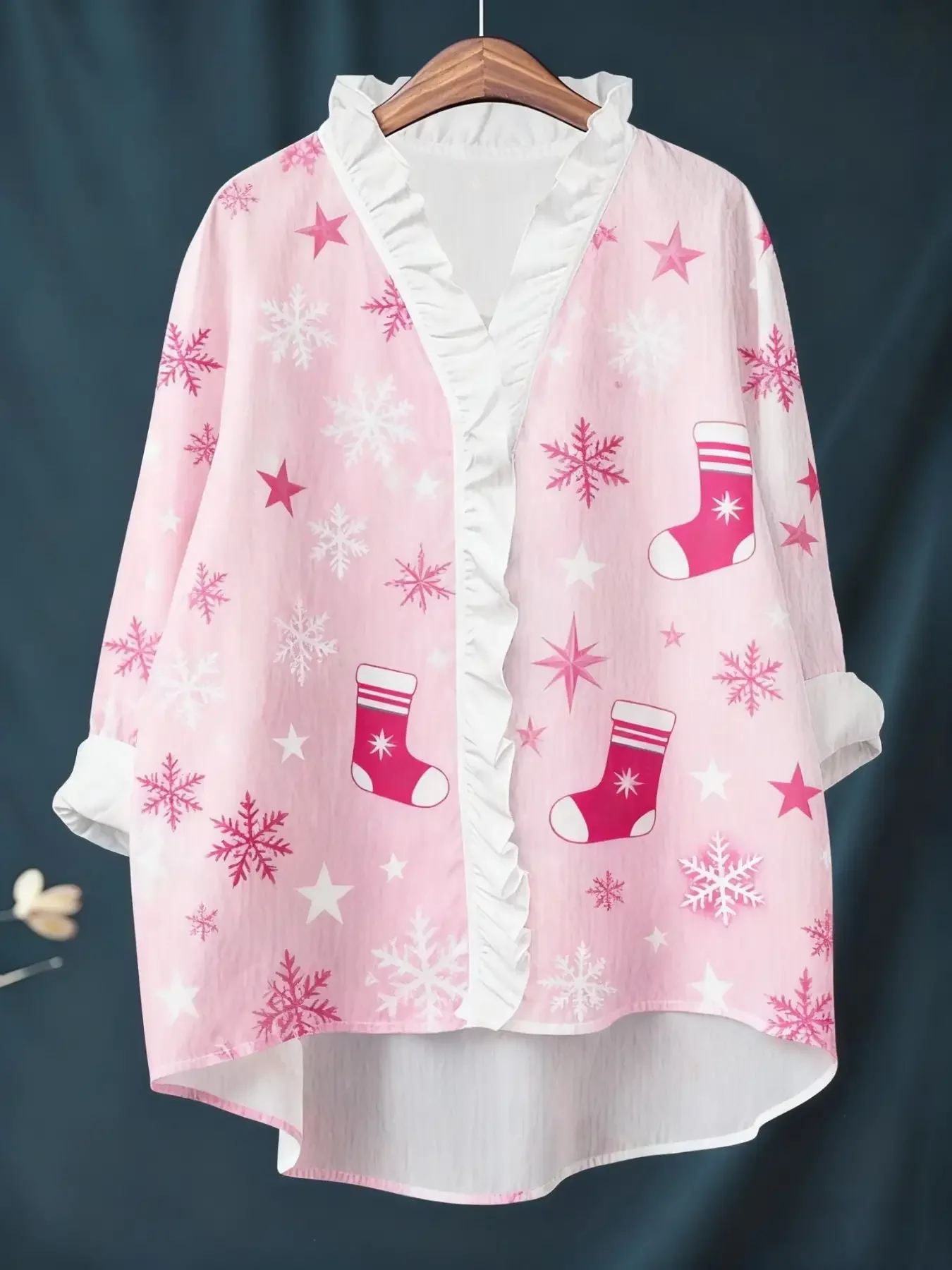 Women's Christmas digital printed new long sleeved shirt with ruffled collar, Christmas gift print for packaging pine cones