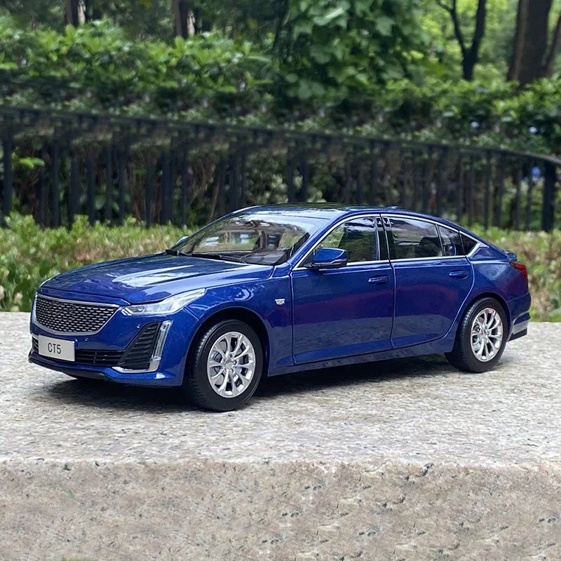 

1/18 Domestic New Alloy CT5 2021 Blue Simulation Diecast Model Car Boy Toys Gifts Ornaments Collection