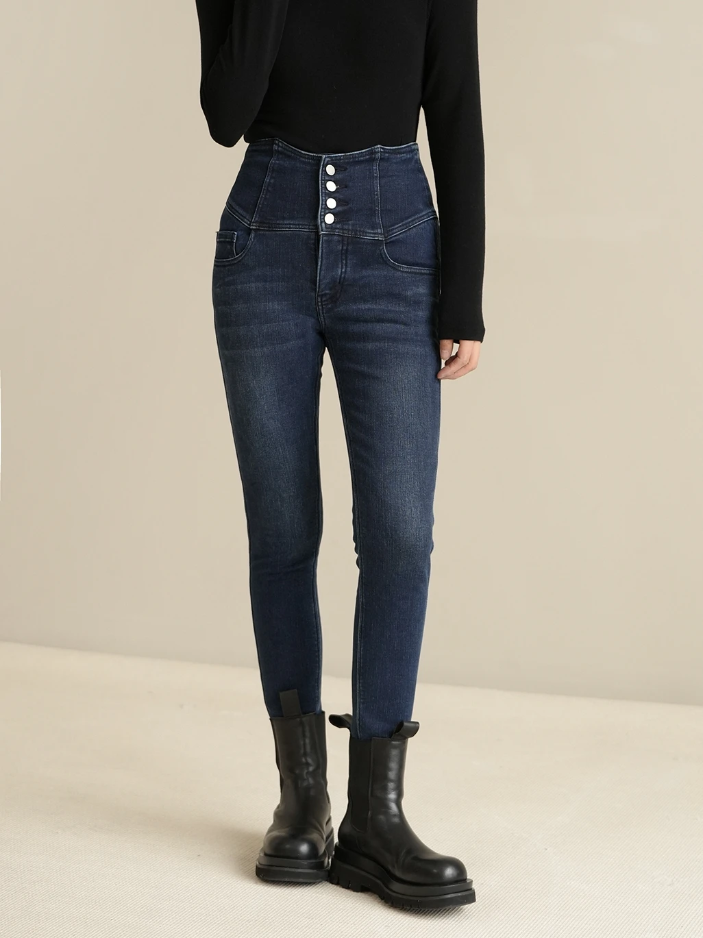 

Женские джинсы с высокой талией на флисовой подкладке, облегающие, универсальные, теплые, зимние, модные, повседневные, из хлопка, стрейч, глубокого цвета