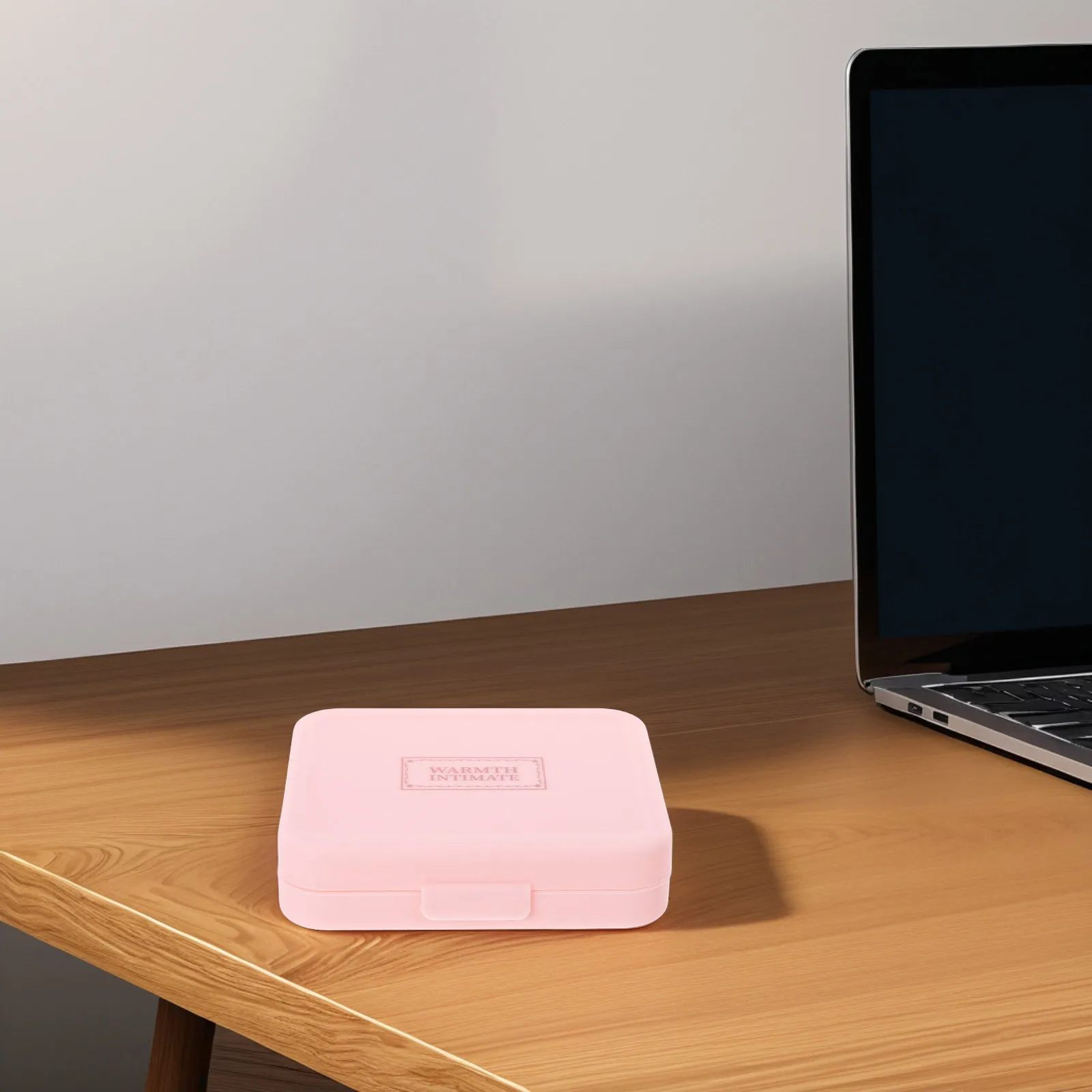 صندوق تخزين حشا حاوية مناديل صحية مدمجة للنساء على الطراز الحديث حامل وسادة منظم للسفر ضروري للإناث