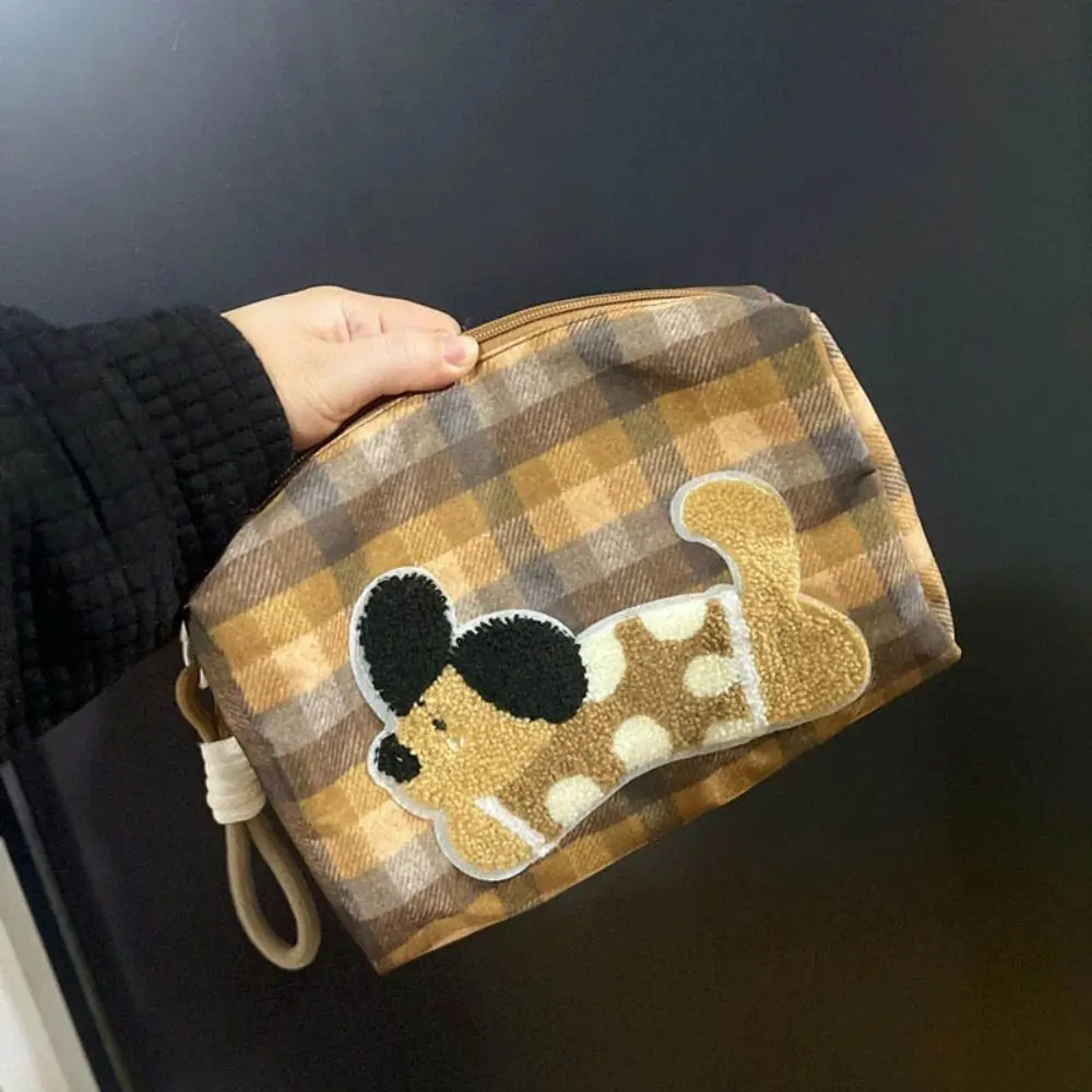 حقيبة مستحضرات التجميل المحمولة ذات سعة كبيرة المطرزة حقائب القرطاسية المحمولة سستة البولكا نقطة الكلب حقيبة مستحضرات التجميل السفر النساء