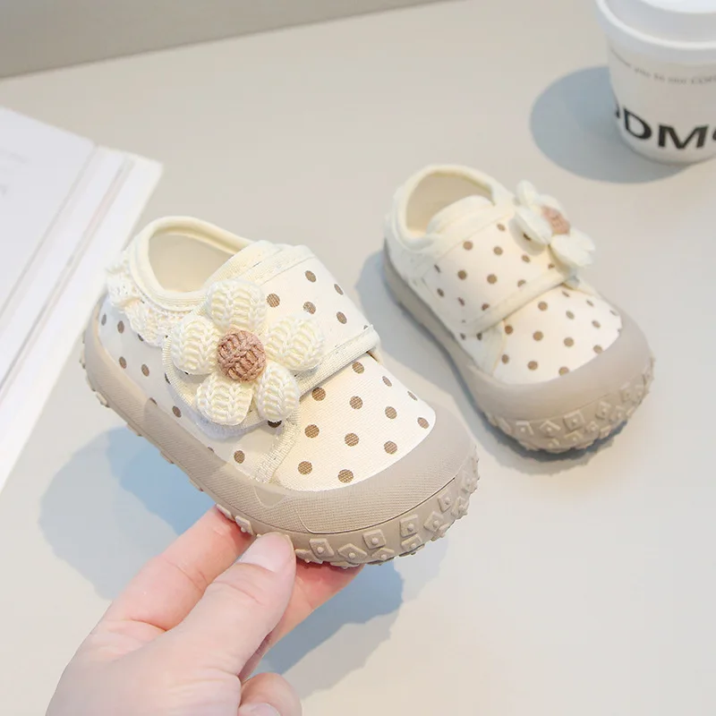 Sweet Storm Point Canvas Shoes 2026 Spring and Autumn New Collection Girls' Lovely Flower Casual Shoes Children's Walking Shoes