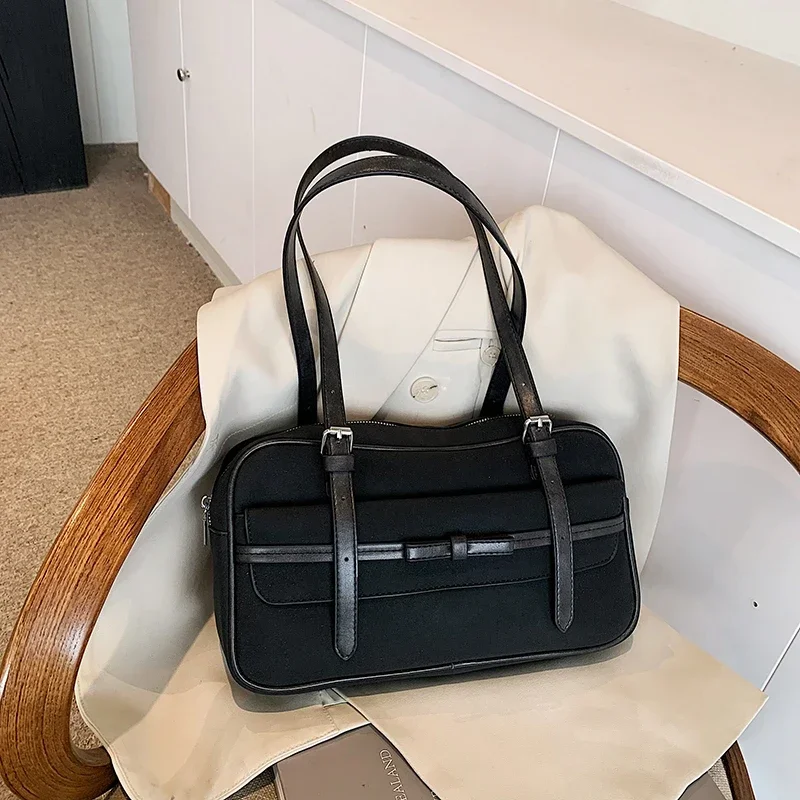 

Autumn and Winter Retro Shoulder Bags Solid Hard Versatile 2025 Hot Sale Bags for Women Interior Compartment Women's Handbags