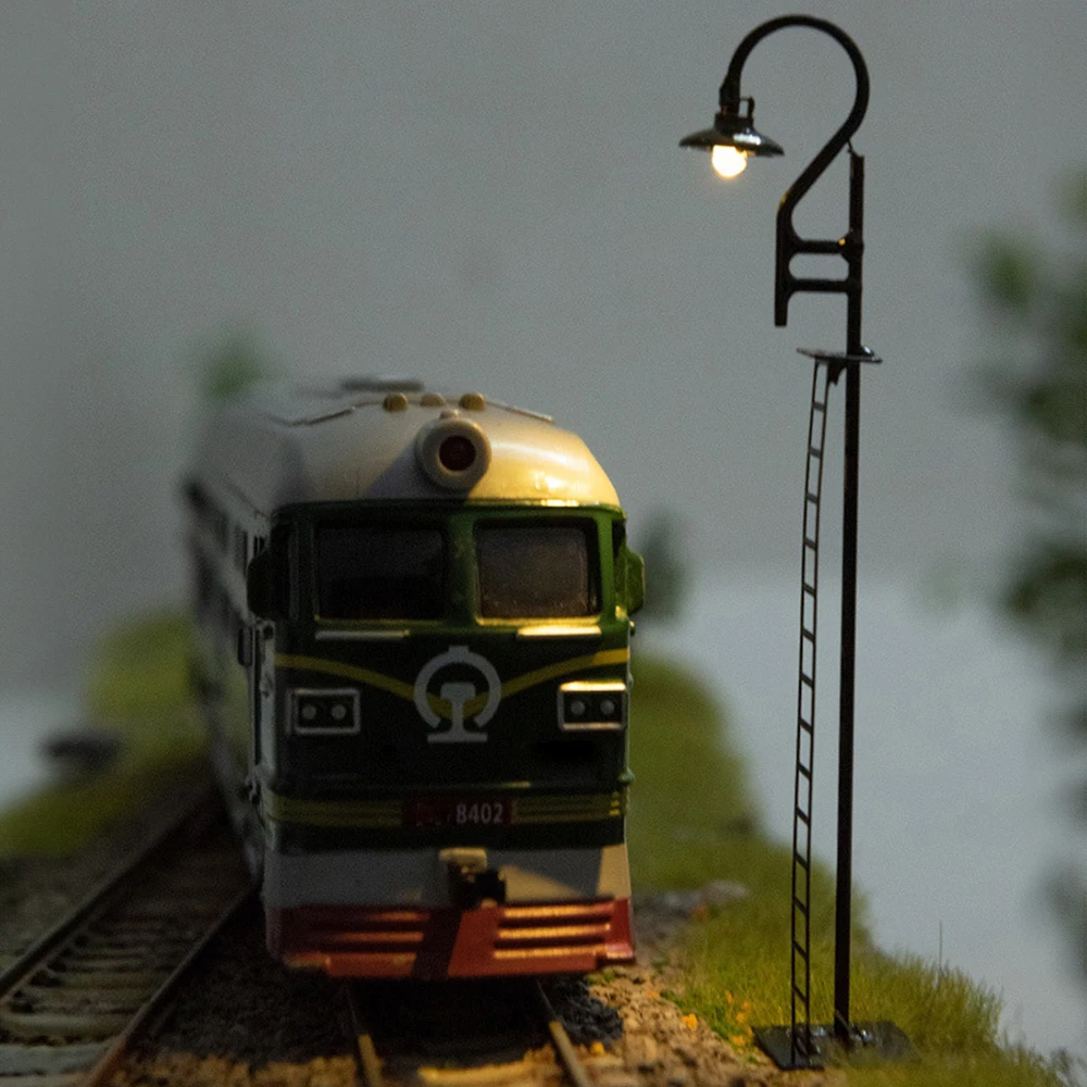 1:87 HO Scale LED Street Light Model Train Railroad Station Yard Lamp Path Post Light For Model Railway Layout