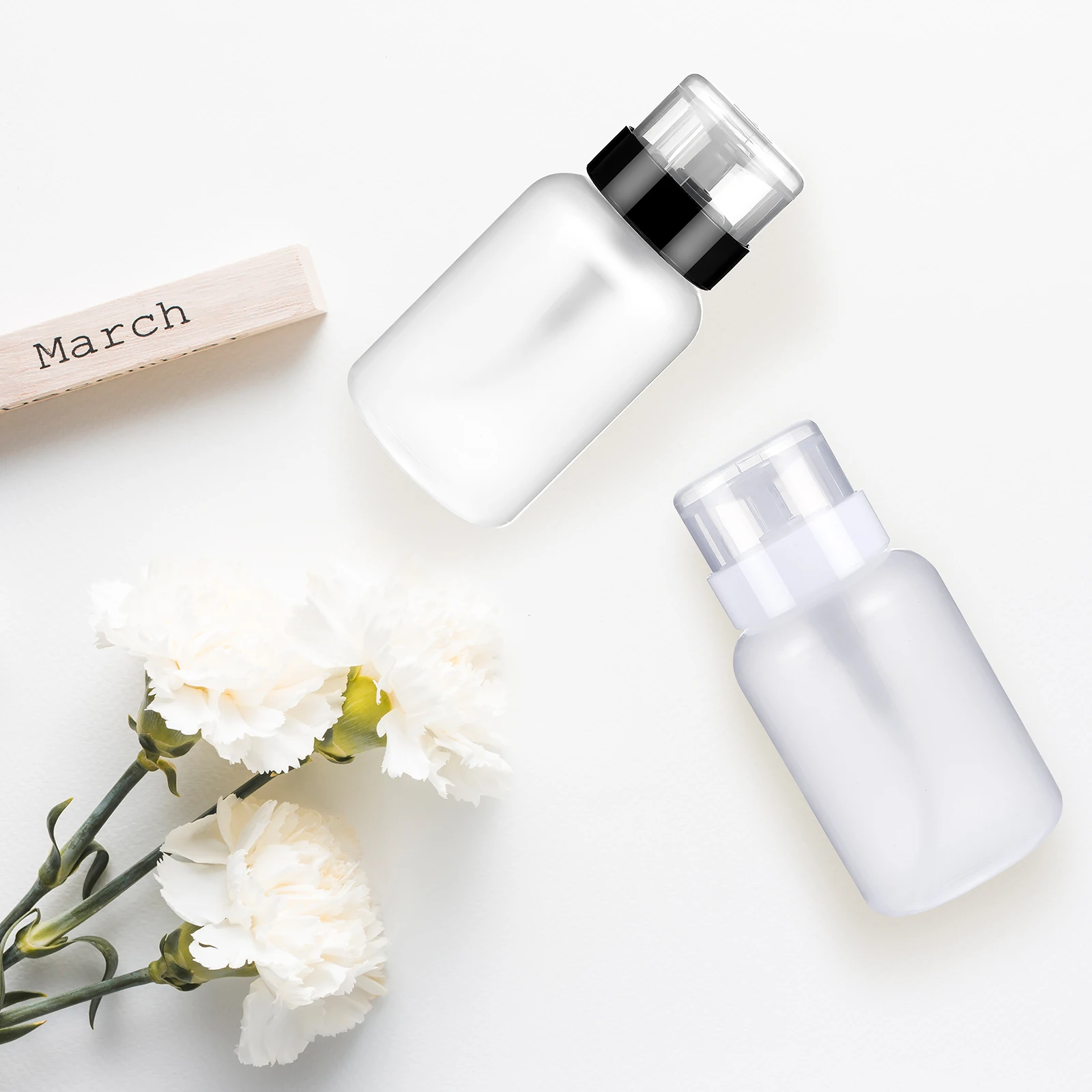 2 قطعة مجموعة زجاجات الاستغناء PP البلاستيك الصحافة أسفل زجاجات المضخة لمزيل طلاء الأظافر ماكياج الكحول واضح المحمولة إعادة الملء