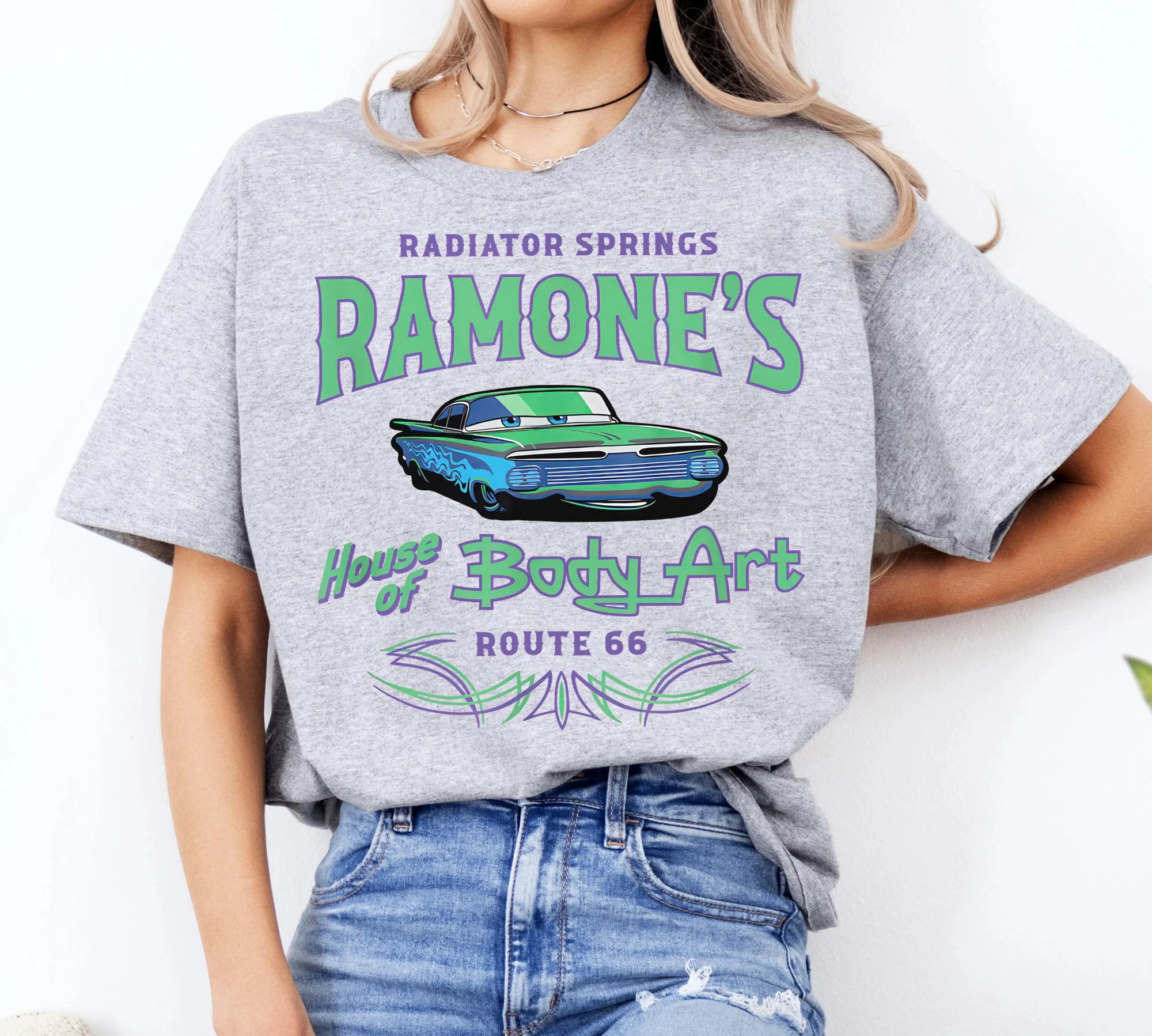 تي شيرت ديزني بيكسار كارز رادياتير سبرينغز، قميص رامونز هاوس أوف بودي آرت روت 66، تي شيرت سيارات فيلم ديزني لاند رحلة عائلية