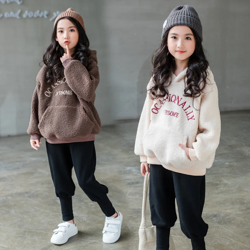 

2024 Autumn Winter Children Girl Thicken Sweatshirt School Girl Letter Hooded Casual Plus Velvet Pullovers Junior Girl Warm Tops