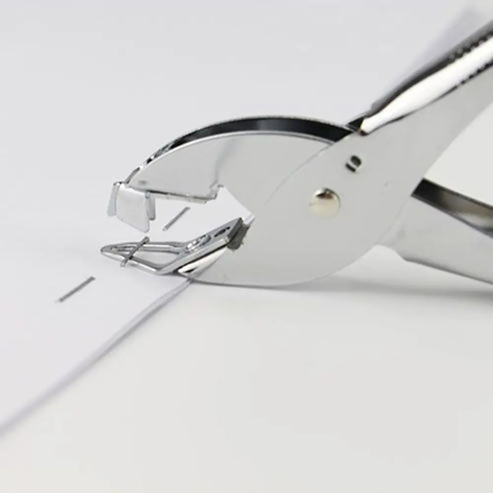 Comfort Hand-held Staple Remover Portable Metal Staple Puller Mini Plier Style Binding Hole Puncher School Use
