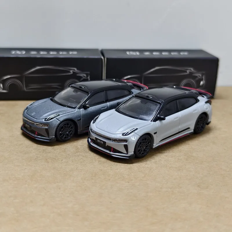 

Масштабная модель автомобиля Zeekr 001 FR (1:64) от Geely, оригинальная, из литого сплава, коллекционная, имитационная, для декора и в подарок