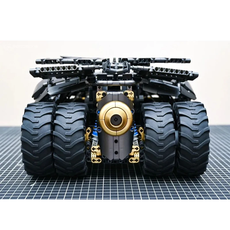 IN STOCK Technical Remote Control Batmobiled Car 2830pcs Dark Knight Building Blocks Vehicle Moc Bricks Toys Kids Gifts Set