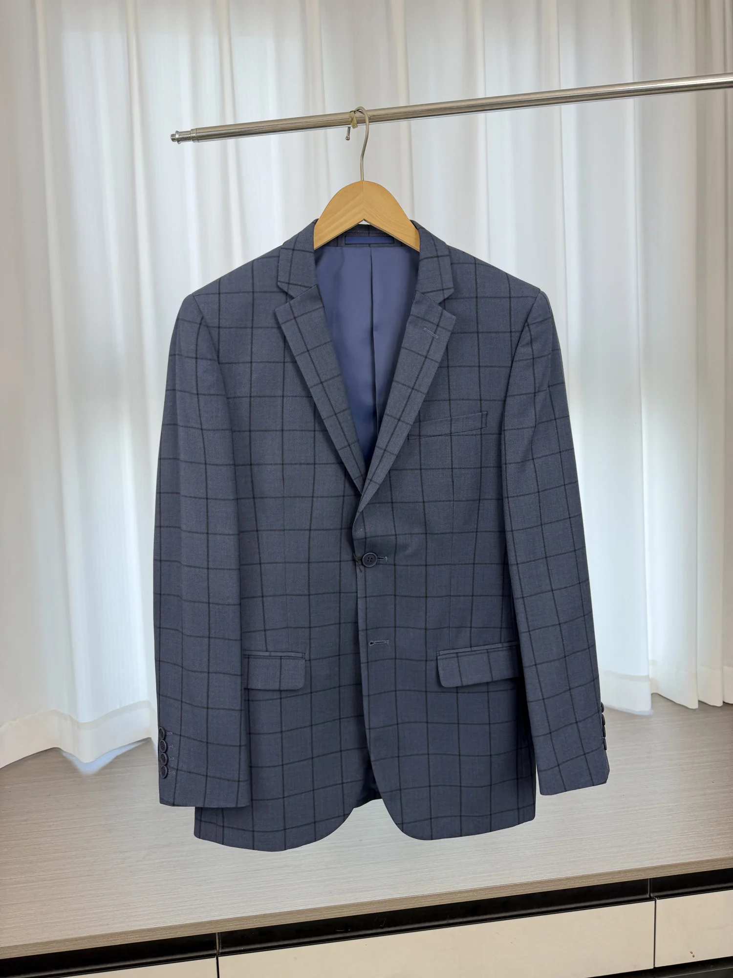 

Lightweight Casual Men's Business Suit Jacket Breathable Anti-Wrinkle Spring Luxury Outerwear Comfortable Fit Flat Collar