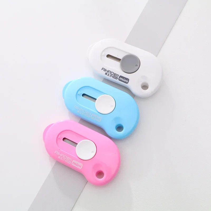 Portable Utility Knife Mini Paper Cutter Cutting Paper Razor Blade Office Stationery Cutting Supplies Random Color