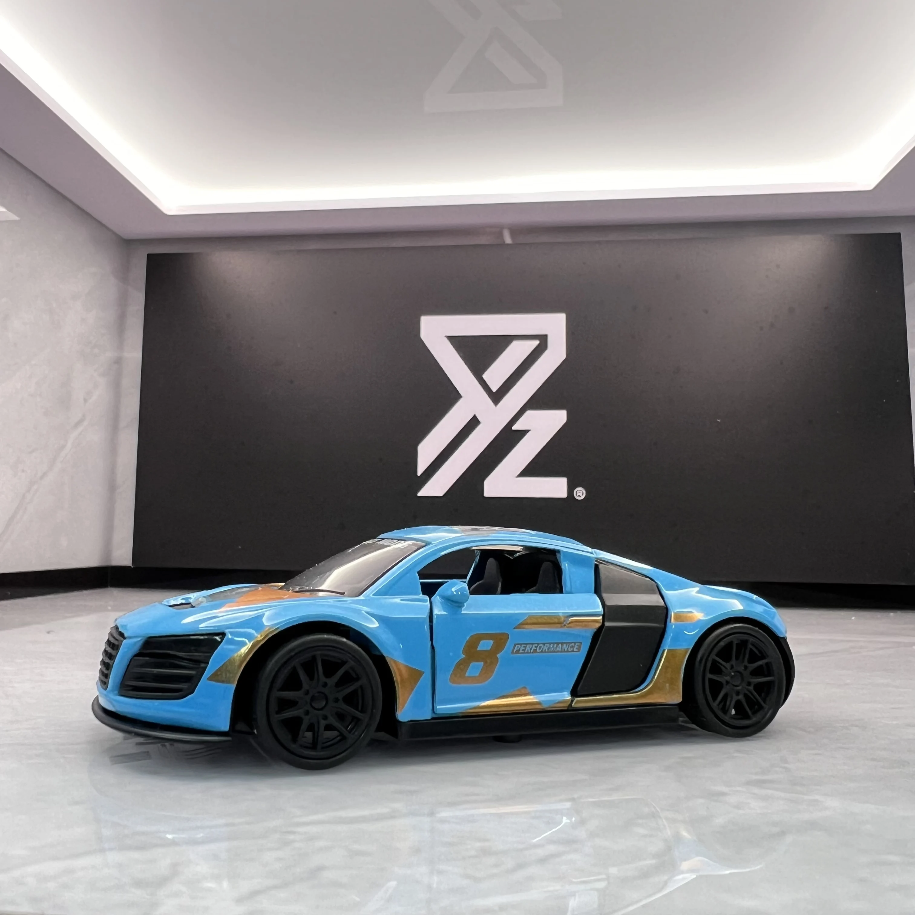 Simulation 1:43 modèle de voiture tout-terrain classique en alliage, avec fonction d'ouverture de porte, jouet pour enfants, corps en alliage moulé sous pression, jouet, fa