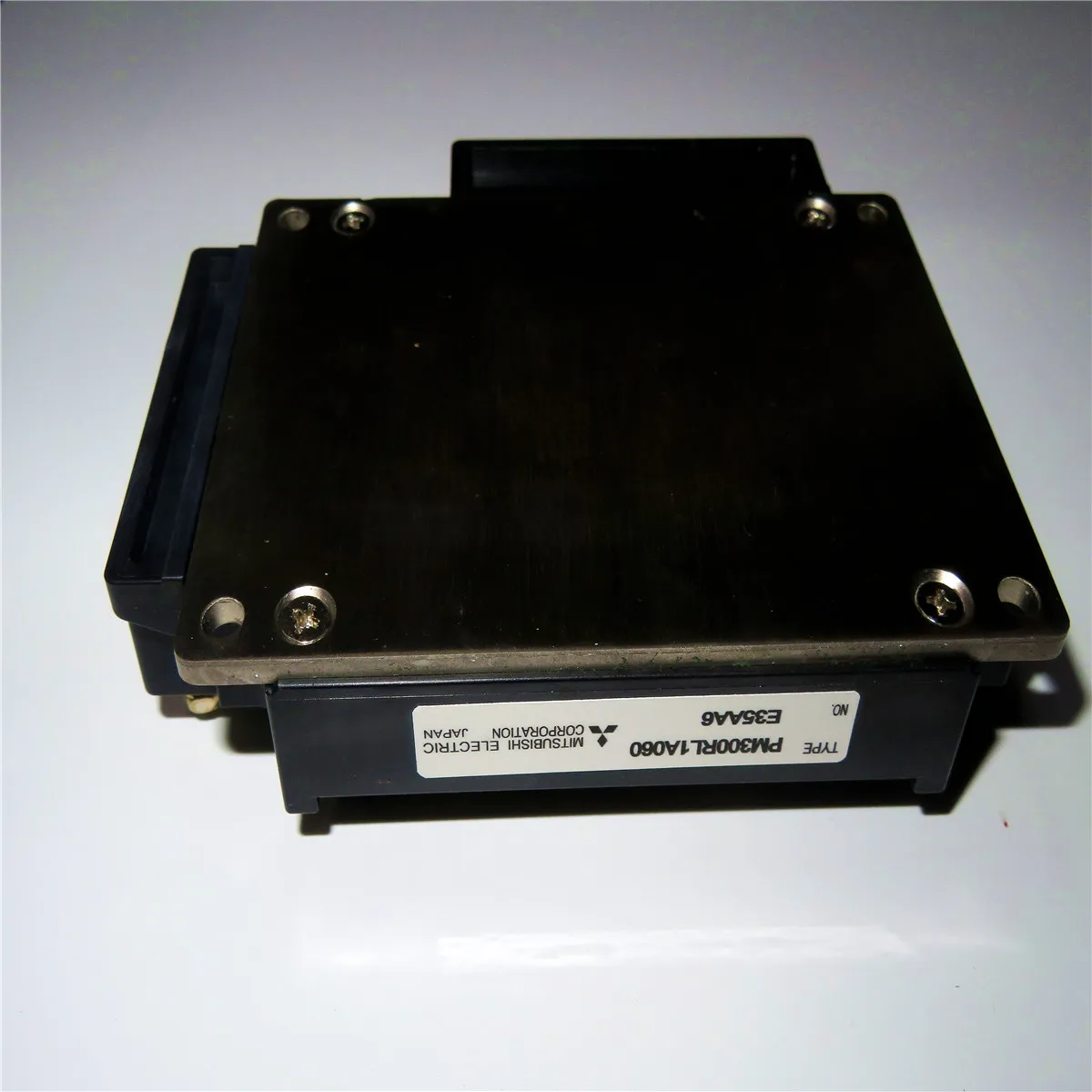 

PM300RL1A060 module IGBT Power Module