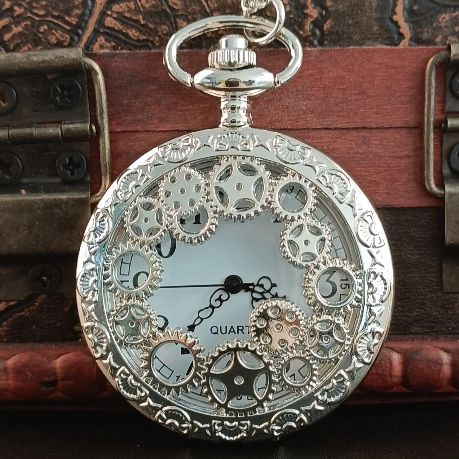 ساعة جيب كوارتز مجوفة للنساء والرجال قلادة عتيقة مع سلسلة ساعات فوب Reloj De Bolsillo #1