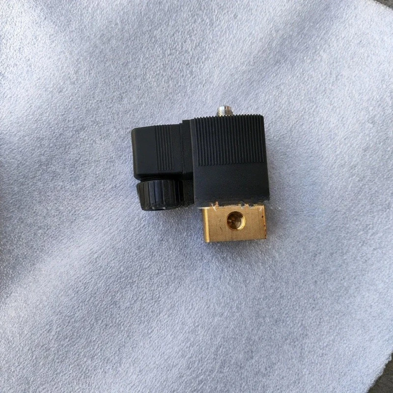 

1089062104TD Электромагнитный клапан Детали клапана воздушного компрессора