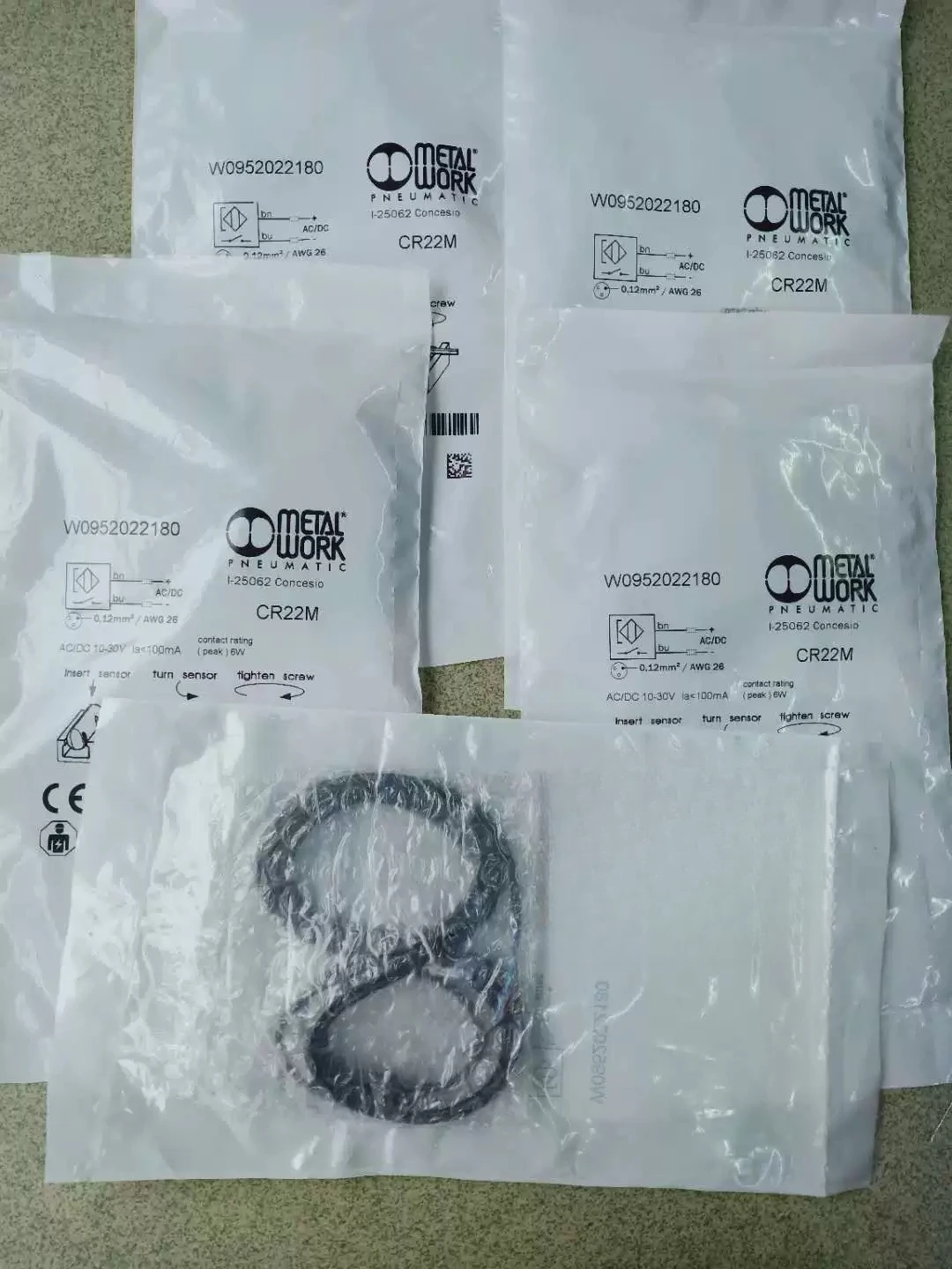 New Italy METAL WORK Magnetic Switch CR22M W0952022180 1pcs