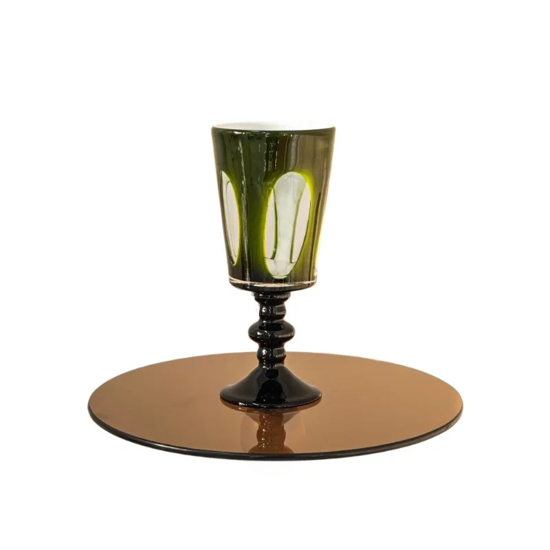 

Medieval glass vase art green flower arrangement model house flower art living room entrance dining table flower utensils