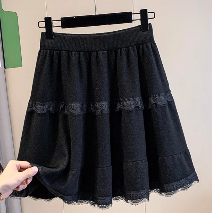 Grote Maat Vrouwen Herfst Nieuwe Mode Veelzijdige Leeftijdsverlagende Korte Rok Zoete Kant Veelzijdige Gebreide Temperament Koreaanse Rokken