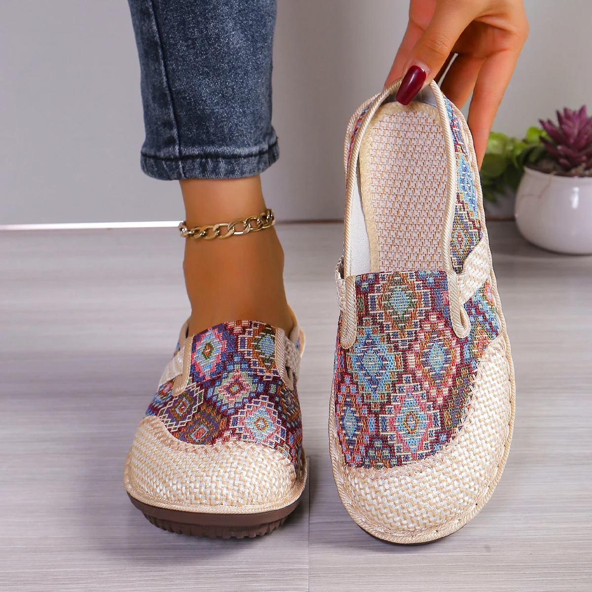 Women's Colorful Geometric Print Shoes, Soft Sole Lightweight Slip On Casual Shoes, Half Drag Daily Comfy Mules