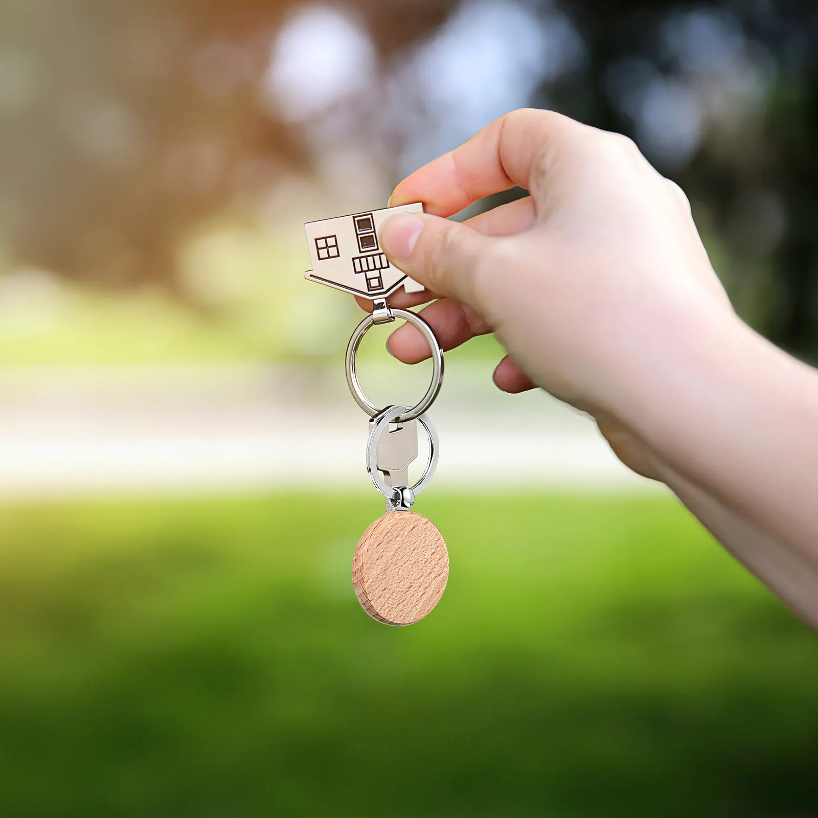 10Pcs Blank Wooden Keychain Blanks Light Sturdy Fine Workmanship Round Rectangle Wood Pendant Keyrings for Engraving Etching