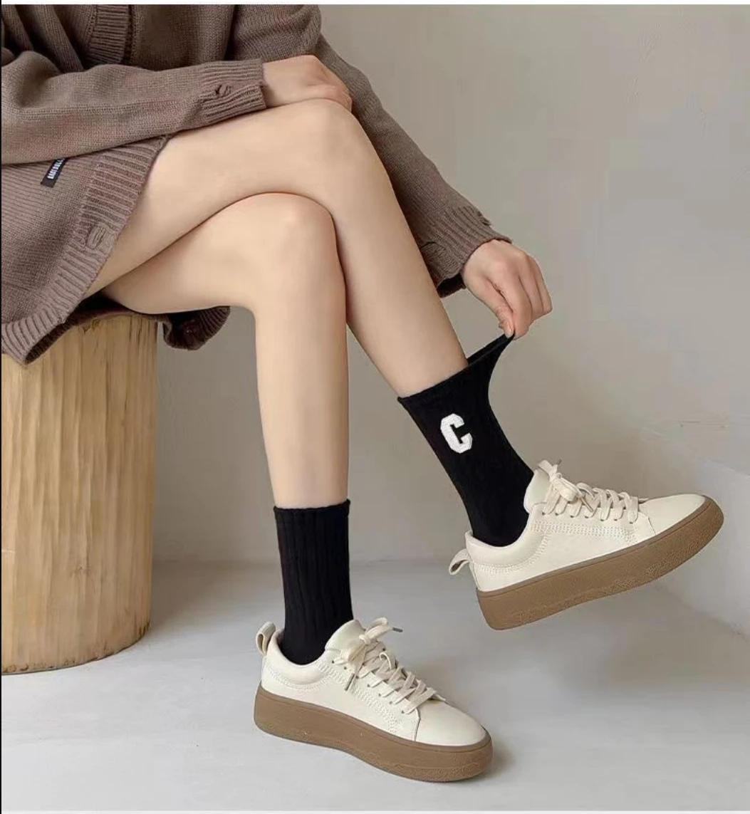 5 Pairs of Socks, Letter C, Medium Tube Embroidered Versatile Long Tube Socks, Solid Color Stacked Socks