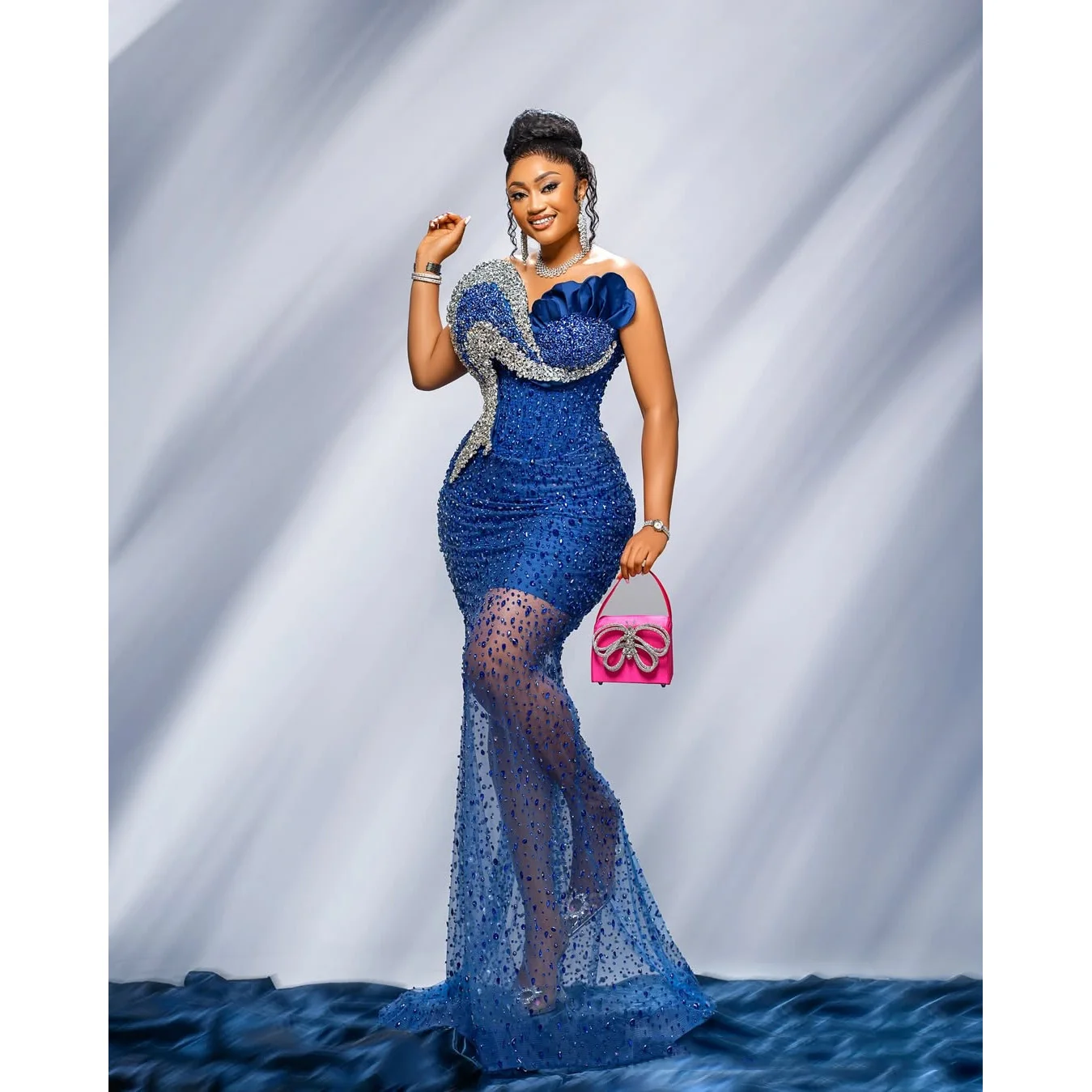 فستان سهرة على شكل قلب من Aso Ebi فساتين حفلة موسيقية زرقاء أفريقية شفافة مطرز بالخرز فستان حفلات رائع بدون أكمام من حجر الراين