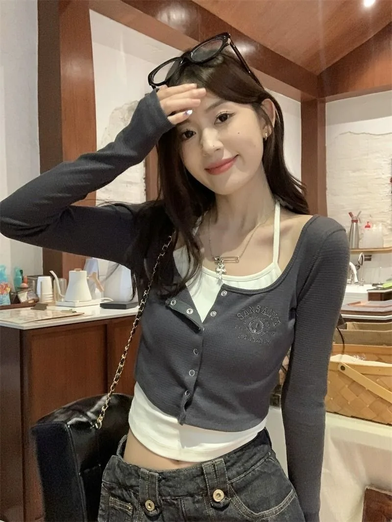 Damen Koreanischer Ins-Stil Reines Y2K Hot Girl Neckholder Langarm-T-Shirt Frühling Herbst Neues Slim-Fit Schulter-Fake-Zweiteiler-Oberteil – Detail 13