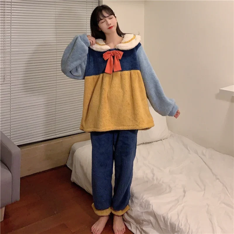 Disney Snow White Winter Warm Flannel Women\'s Pajamas Set Long-sleeved Trousers Two-piece Set Cute Soft Women Home Wear Clothes