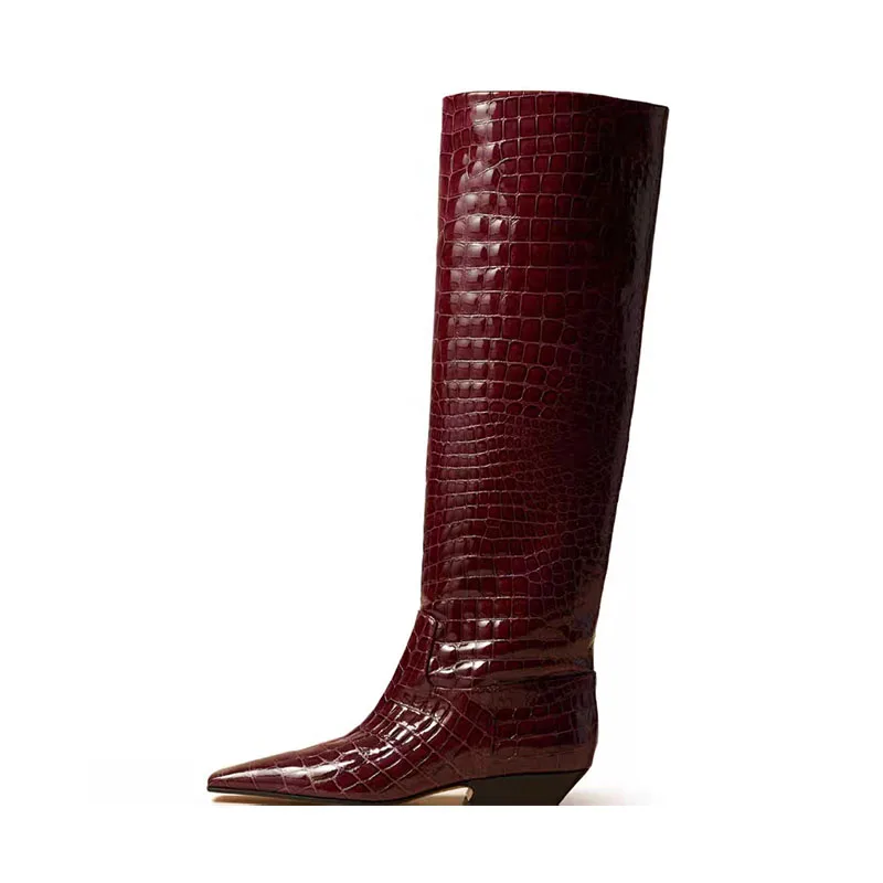 Arden Furtado 2025 Autumn Crocodile grain Patent Leather square-head Slip-on Knee high boots Large size Middle heel Knight boots