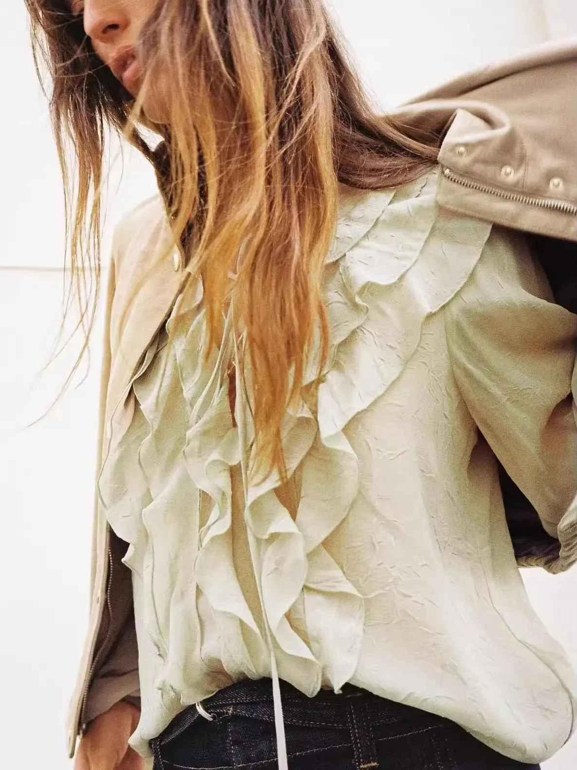 

Новое поступление весны и лета, женское милое украшение с перекрытием, полупрозрачное V-Ne Long Sve irt, свободный крой из полиэфирного волокна