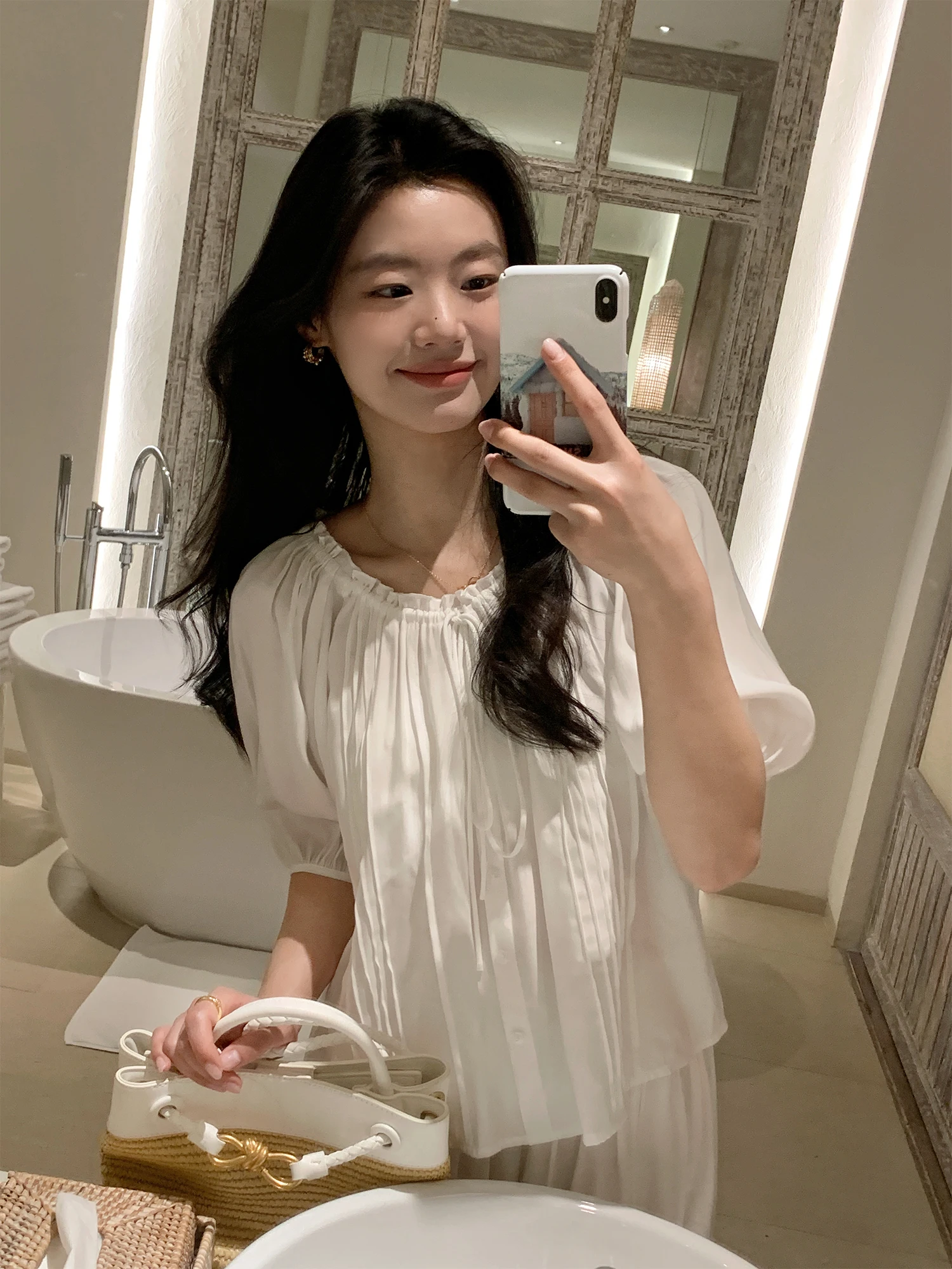 

Pusumede Half Sugar Girl Two-Way Shoulder One-Shoulder Wood Grain Ruffle Bubble Sleeve Shirt Women's Retro Style Casual Shirt